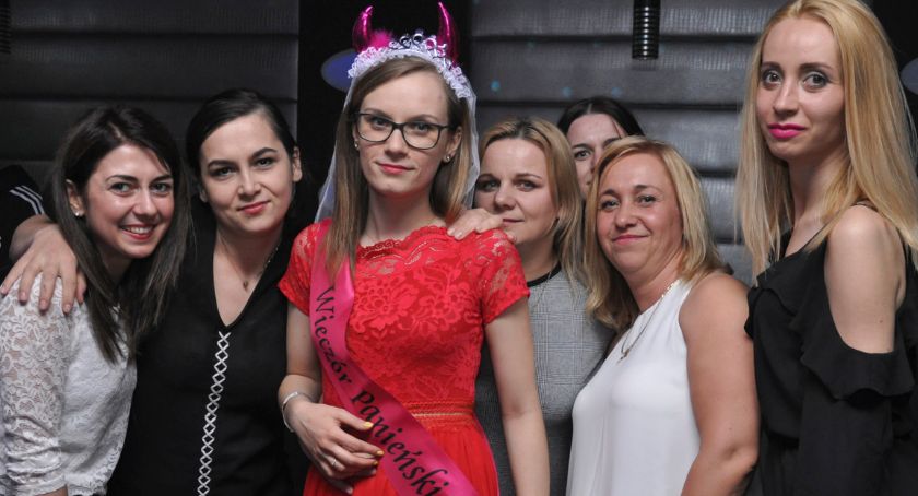 Impreza w pierwsze święto. Zobaczcie jak świecianie bawili się w klubach Miami i Carmel [ZDJĘCIA]