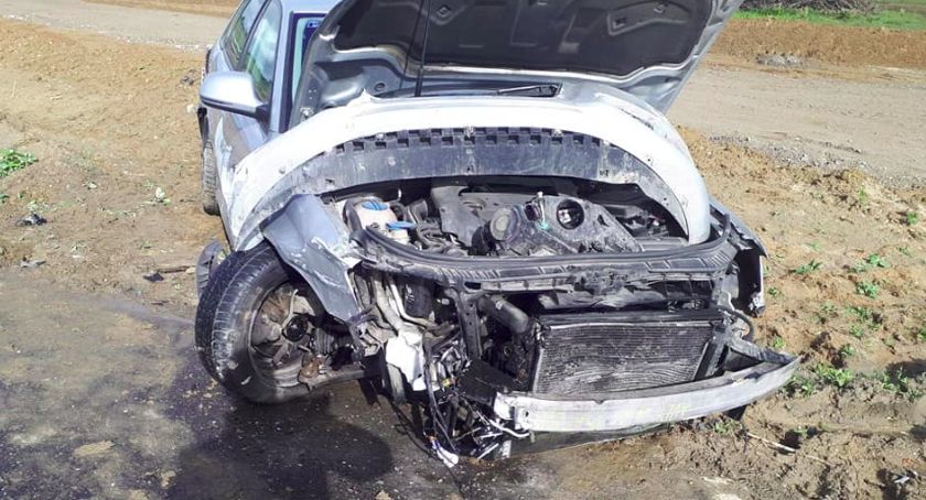 Wypadek w Wiągu. Kolizja trzech aut na krajowej piątce