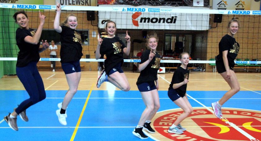 Kinder+Sport dziewcząt. Jokerki i Spartakuski pojadą do Zabrza [DUŻO ZDJĘĆ]