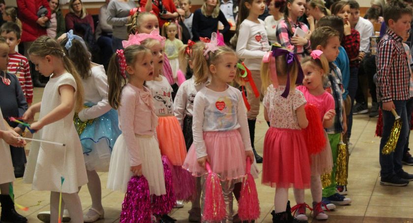 Przedszkole w Lnianie - trwa walka rodziców. Czy nowoczesne przedszkole to luksus, na który nas nie stać?