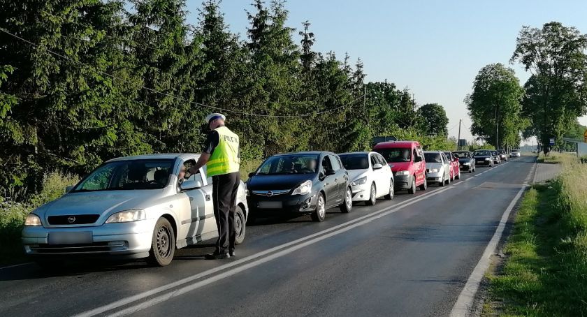 Dla niektórych kierowców weekend się przedłużył. Policjanci złapali pijanych za kierownicą [Zdjęcia]