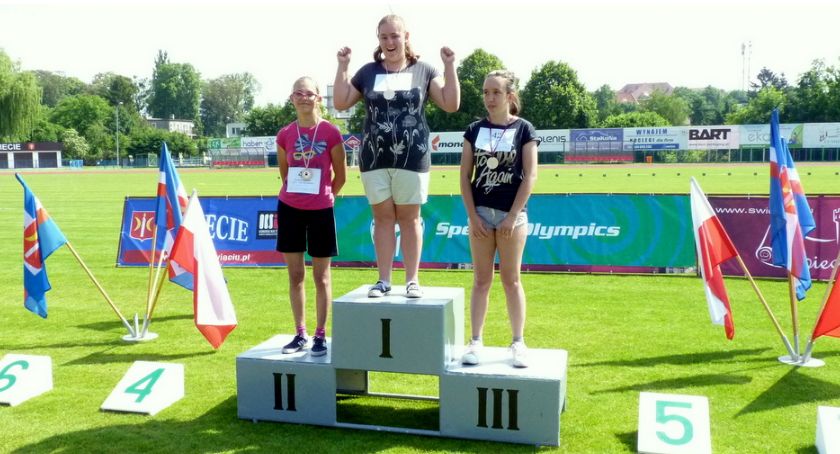 X Kujawsko-Pomorski Mityng Lekkoatletyczny Olimpiad Specjalnych za nami. Tutaj wszyscy byli zwycięzcami [ZDJĘCIA] 