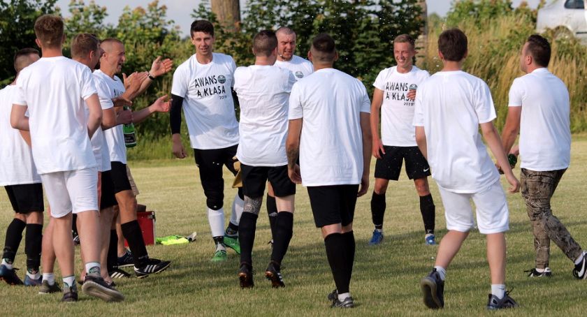 Sparta Przysiersk wygraną ze Strażakiem Przechowo pożegnała B klasę [ZDJĘCIA]