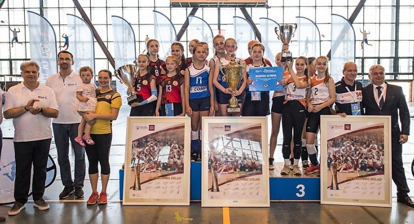 Siatkarki ze Świecia i Lniana bardzo dobrze zagrały w finale turnieju Kinder+Sport w Zabrzu