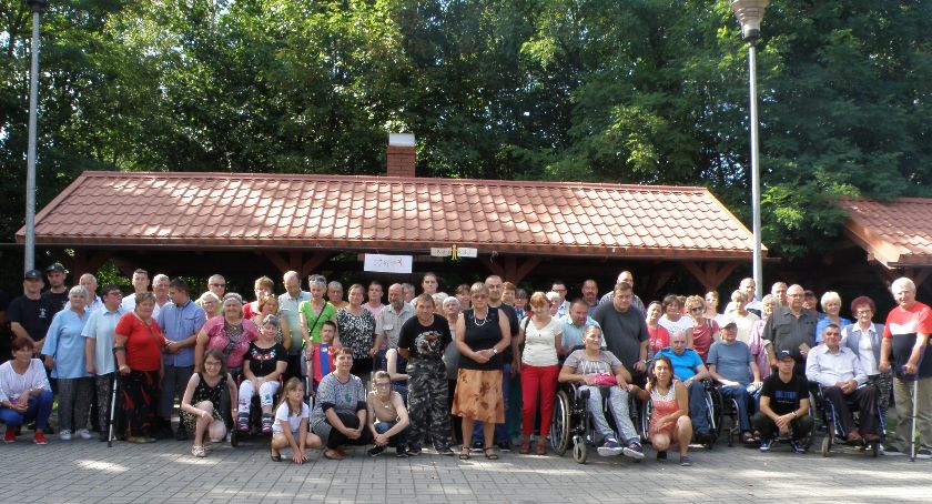 Niepełnosprawni i ich opiekunowie wypoczywali w Żurze