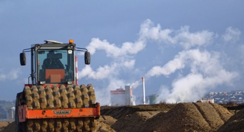 Trasa S5 wciąż nie doczekała sie się rozstrzygnięcia przetargów. Na drogowców poczekamy do wiosny