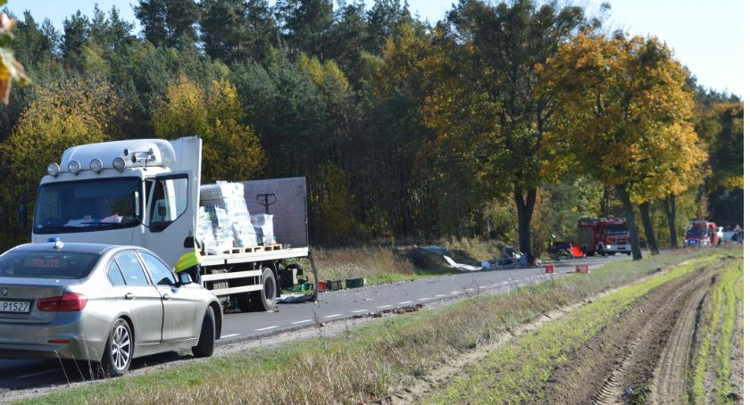 Tragiczny wypadek w Dolnym Młynie. Nie żyje kierowca osobówki