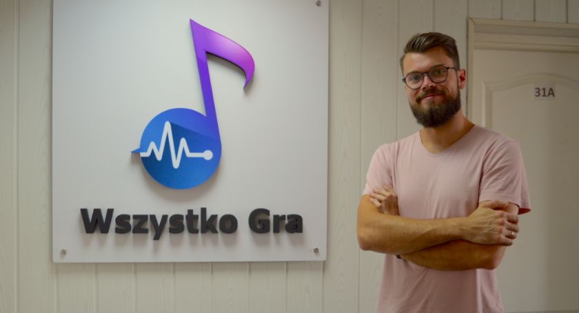 W szkole Weronieckiego wszystko musi grać