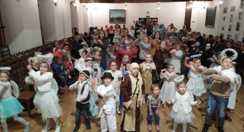 Wszyscy Święci balowali w Nowem i Rychławie