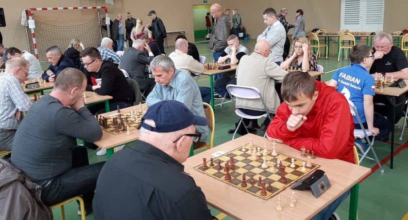85 zawodników zagrało w III Świeckim Festiwalu Szachowym. Austriak najlepszy [ZDJĘCIA]