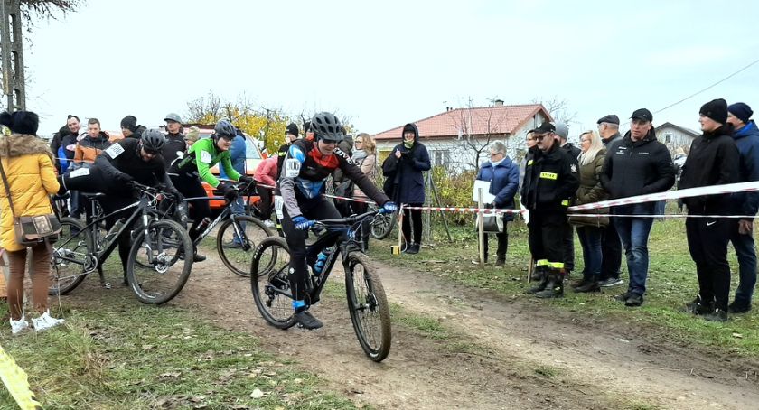 Owocowy Przełaj w Laskowicach w obiektywie kamery. Zobacz migawki z trasy [WIDEO]