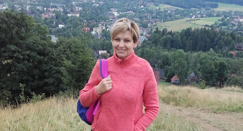 Krystyna Kulczyk, dyrektor szkoły podstawowej w Błądzimiu: ceni ciszę, lubi czytać książki i podróżować 