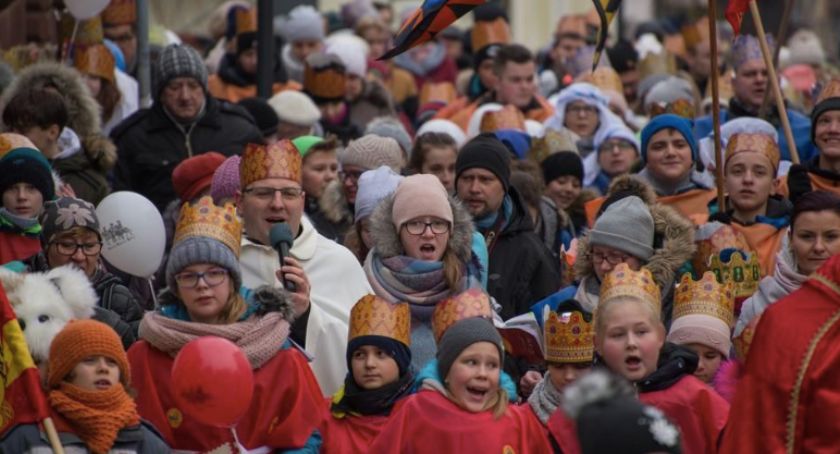 Orszak Trzech Króli w tym roku organizuje parafia. Będzie wspólne śpiewanie kolęd