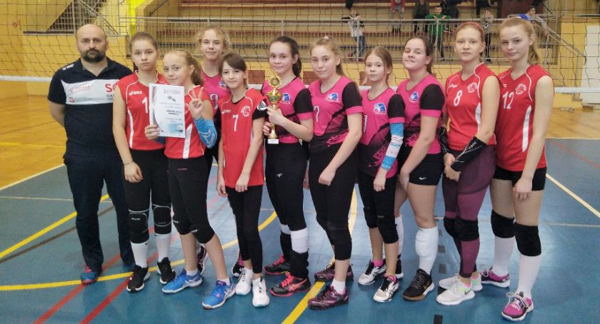 Siatkarki z Lniana mistrzyniami powiatu świeckiego Igrzysk Dzieci