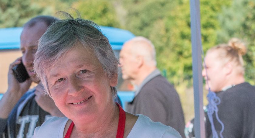 Katarzyna Starzecka jest przewodniczącą Koła Gospodyń Wiejskich w Werach. Na spotkaniach dba o przyjazną atmosferę