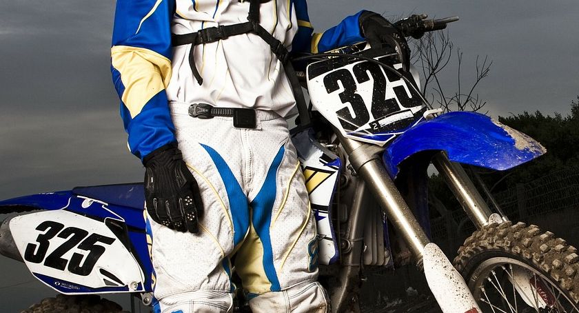Wypadek w Górnej Grupie. Motocyklista trafił do szpitala