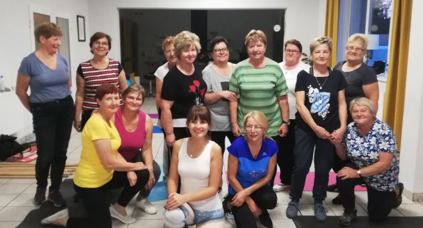 Opaski dla seniorów będą do wypożyczenia w Świeciu. Zobaczcie jakie jeszcze ułatwienia dla najstarszych przygotowują urzędnicy