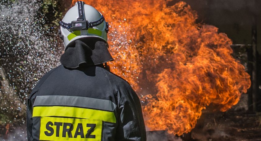Pożar w Dolnej Grupie w gminie Dragacz. Trzy osoby muszą skorzystać z tymczasowego lokalu