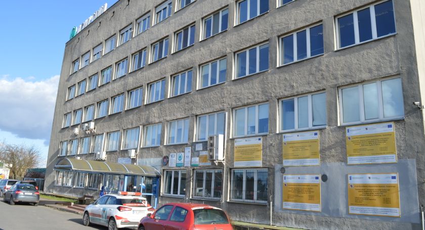Strażacy przebadają nas przy wejściu do szpitala. Nowe zasady w Świeciu