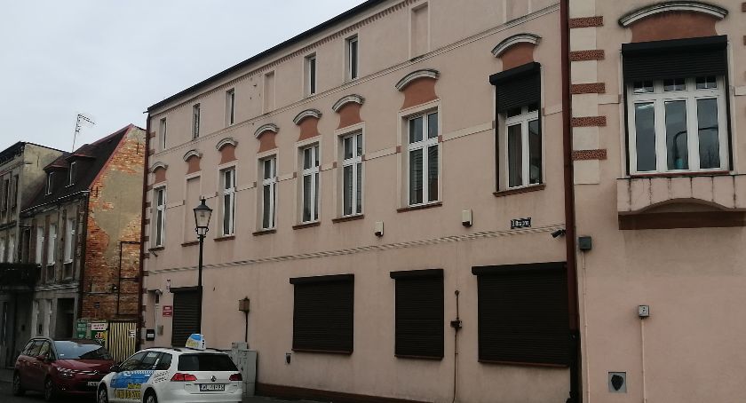 Bezpłatna pomoc psychologiczna dla osób objętych kwarantanną i ich rodzin. Mieszkańcy Powiatu Świeckiego mogą liczyć na wsparcie.