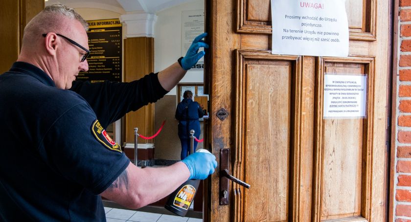 Burmistrz Świecia o sytuacji w gminie: Epidemia dla wszystkich nas jest nowym wyzwaniem