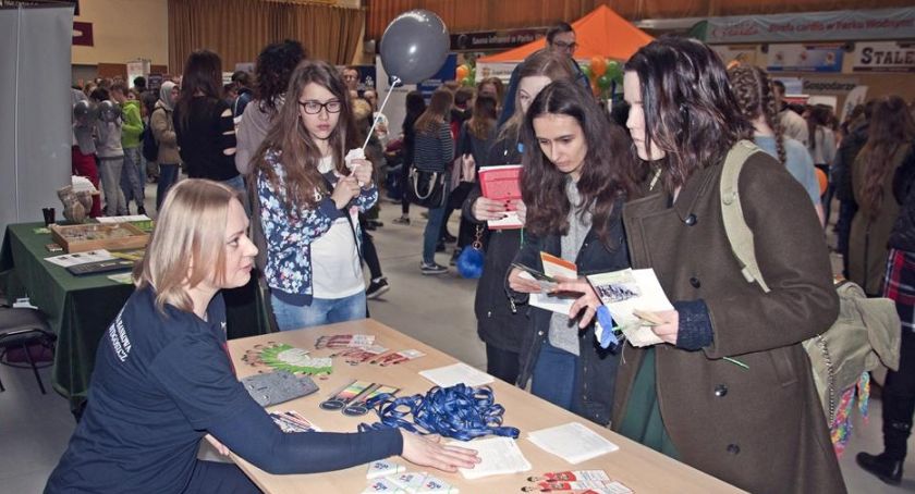 Organizatorzy Świeckich Targów Edukacyjnych i Pracy zapraszają na spotkanie online. Wydarzenie już dzisiaj
