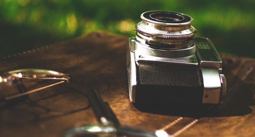 Konkurs fotograficzny na pn. Autoportret w czasie izolacji. Liczy się kreatywność