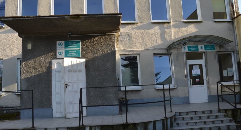 Desperaci uciekali ze szpitala, wszystko przez koronawirusa. Interweniowały służby