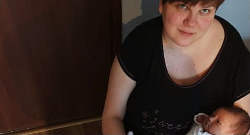 Porody na świeckiej porodówce odbywają się zgodnie z nakazami rządu. Rodząca w czasie epidemii może liczyć na wsparcie położnej.