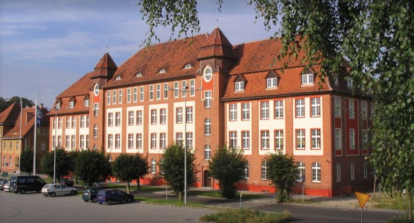 Starostwo otwiera się na mieszkańców. Na wizytę trzeba będzie się umówić