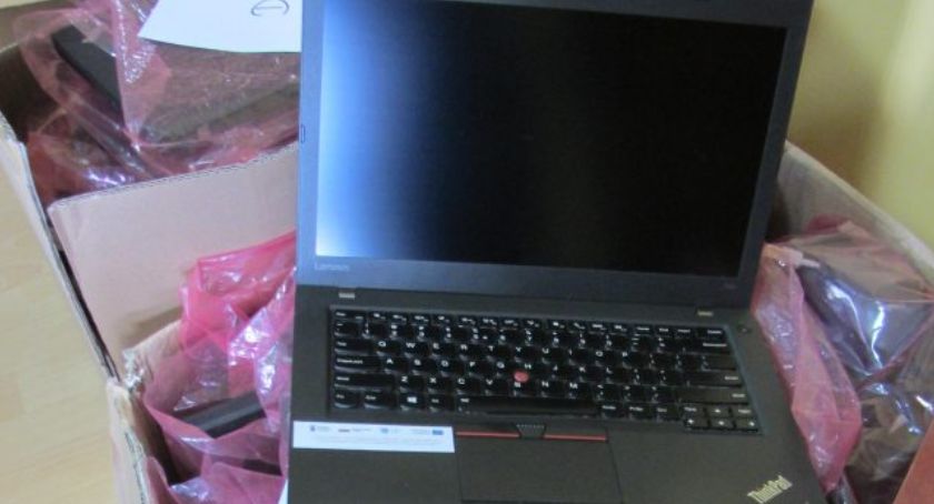 Uczniowie z gminy Drzycim dostaną laptopy z mobilnym internetem. Oby z zasięgiem nie było problemów