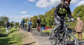 Zdjęcie przedstawia: Pumptrack w nowej odsłonie. „To dopiero początek”