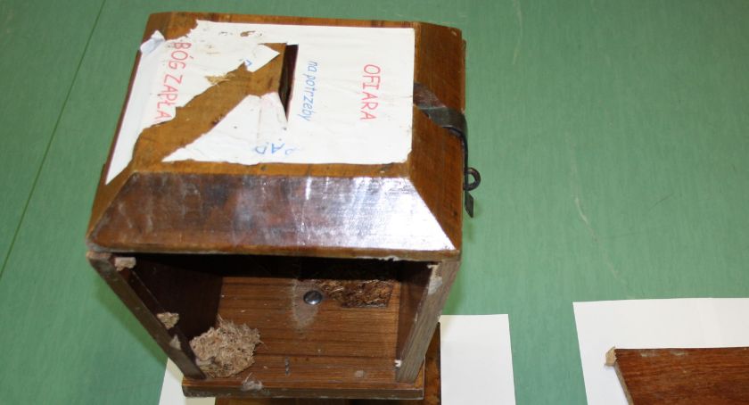 Ukradli kościelną skarbonę