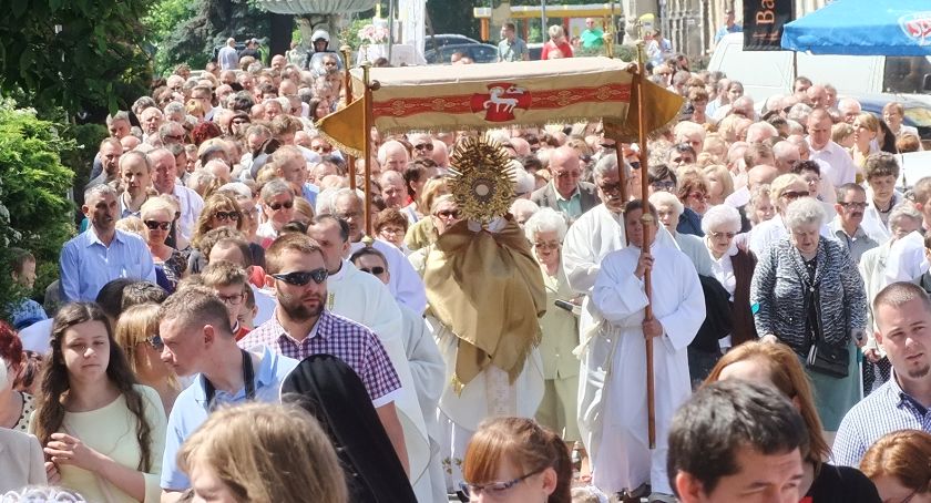 Boże Ciało: Procesja po staremu tylko w bazylice 