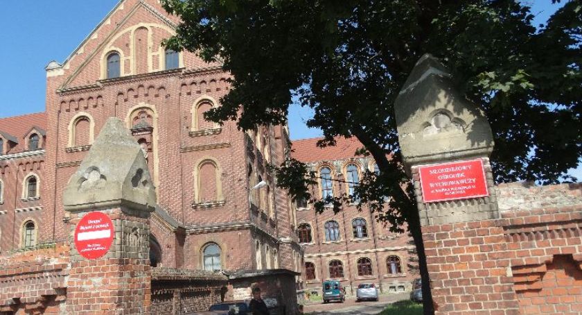 MOW zostanie u franciszkanów