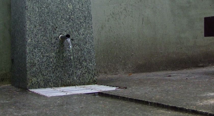 Źródełko w Głuchołazach. Czy można pić wodę?