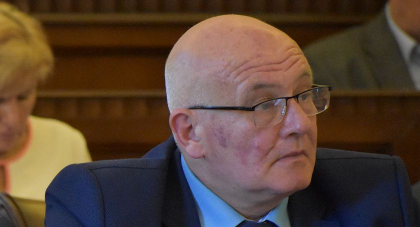 Starosta Kruczkiewicz z absolutorium. Przeciw tylko pięciu radnych