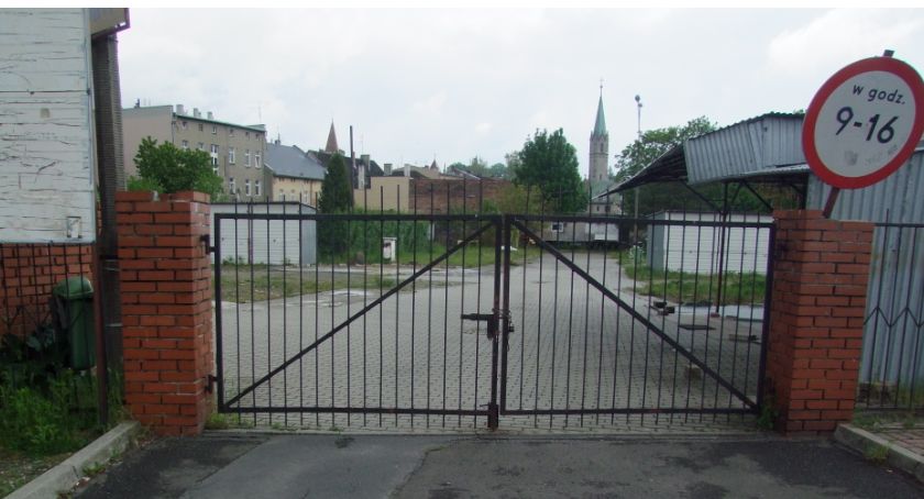 Remont targowiska w Głuchołazach. Drogie oferty wykonawców 