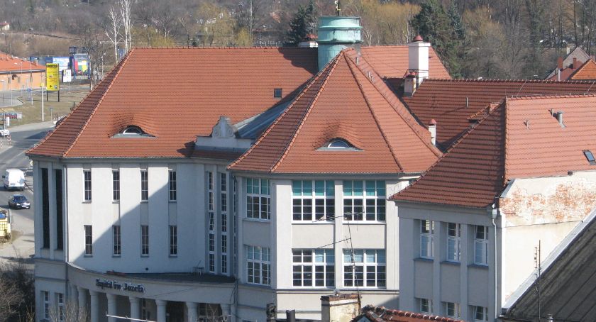 Dług szpitala może stać się długiem powiatu