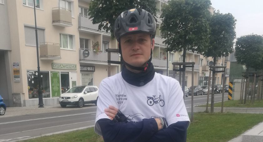 Rowerkiem do muzeów motoryzacji