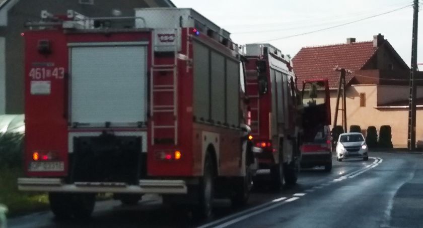 Wypadek w Przełęku. Droga wojewódzka zamknięta 