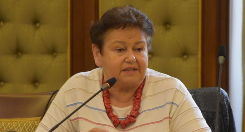 To nie jest dobra decyzja. Komentarz w sprawie przekształcenia szpitala w Korfantowie w tzw. covidowy