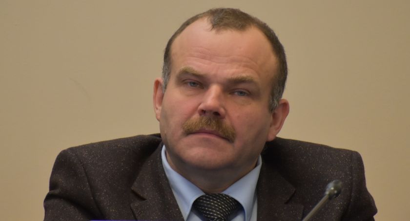 Radny PiS ma nową pracę. Został urzędnikiem 