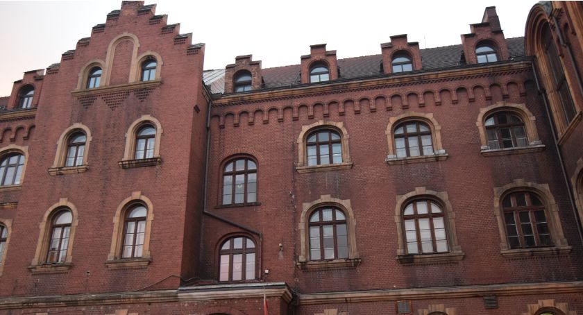 Radni nie chcieli dać pieniędzy na remont MOW - u