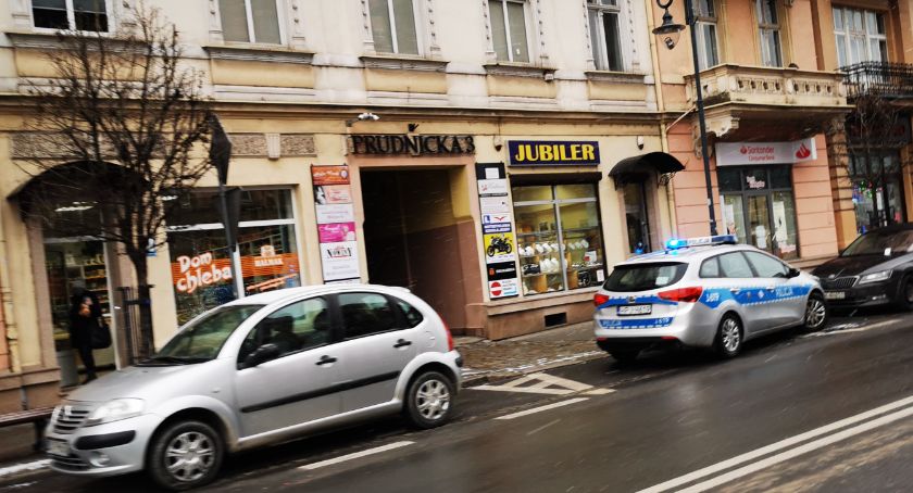 Napad na jubilera w centrum Nysy