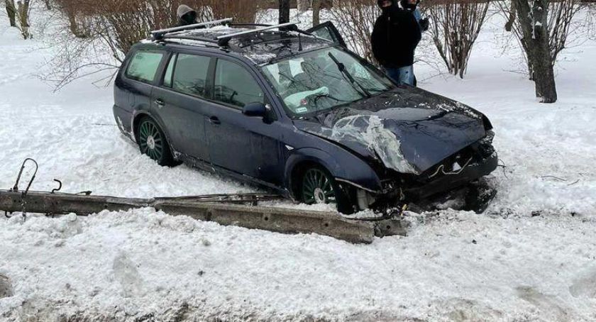 Ściął latarnię na Grodkowskiej