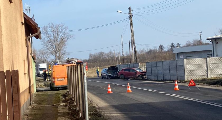 Wypadek w Przełęku. Droga zablokowana 