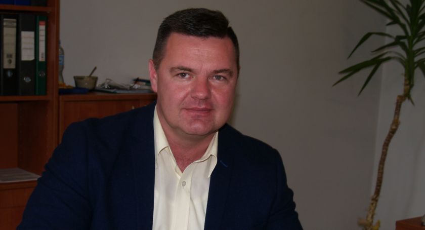 Tajemnicze zarobki prezesa TBS