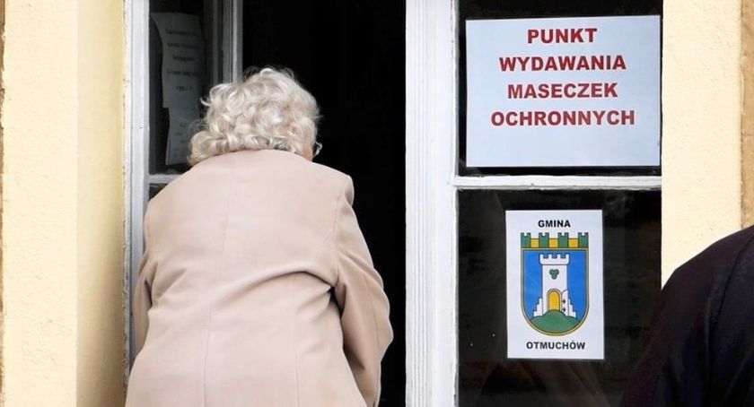 Maseczki dla seniorów w Otmuchowie 