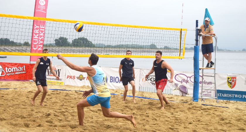 Mistrzostw Nysy w Siatkówce Plażowej. Powrót Olka i debiut Kamila
